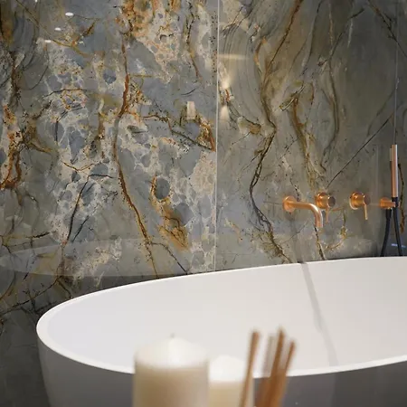 Ale Sea Side View - Arizona