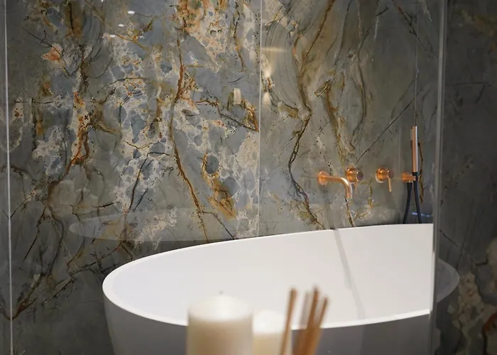 Ale Sea Side View - Arizona